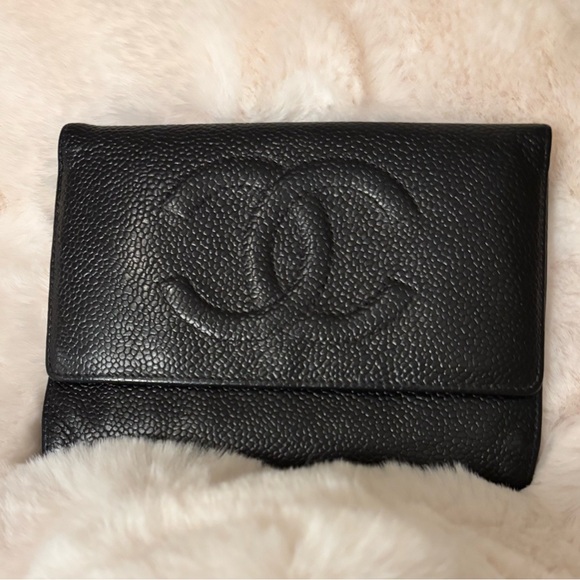 Chanel Black Caviar Leather Wallet- EUC - Picture 1 of 16